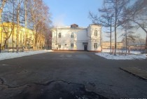 Новый двор появится в одной из старейших школ Уссурийска